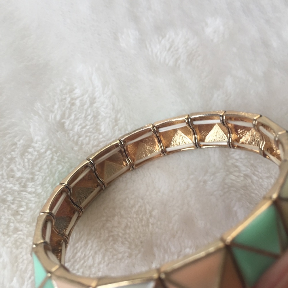 Studded Elastic Bracelet - Picture 3 of 3